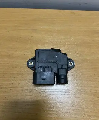 Glow plug pre-heat relay