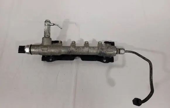 Opel Astra J Fuel main line pipe 55571393