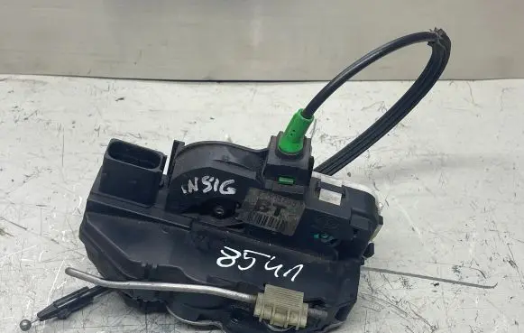 Opel Insignia A Rear door lock 13503788