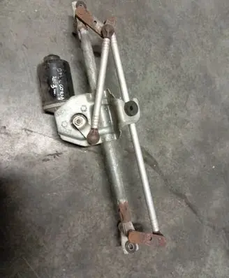 Opel Corsa C Front wiper linkage and motor 23002736