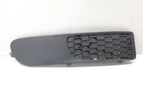 Volvo S80 Front bumper lower grill 30655109