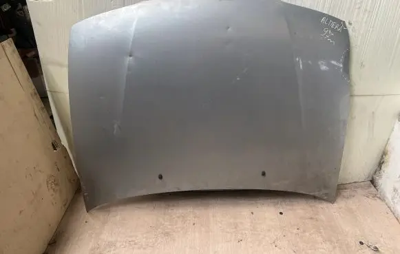 Nissan Almera Engine bonnet/hood