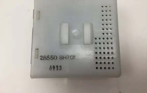 Nissan X-Trail T30 Door central lock control unit/module 285508H705