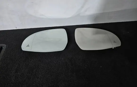 Mercedes-Benz C W206 Wing mirror glass A0998104303 A0998104003
