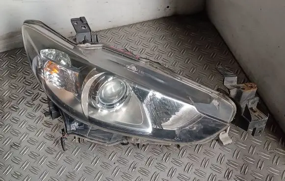 Mazda 6 Headlight/headlamp GHR451030