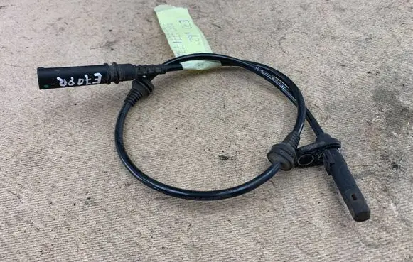 BMW X5 E70 ABS brake wheel speed sensor 6771776 34526771776
