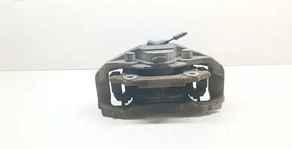 BMW 5 GT F07 Front brake caliper