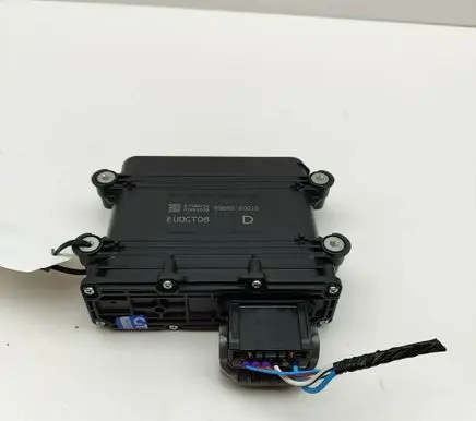 Toyota Yaris XP210 Brake system control unit/module 89680K0010