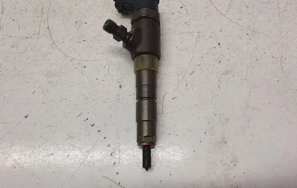 Ford Mondeo MK V Fuel injector 0445110489 CV6Q9F593AA