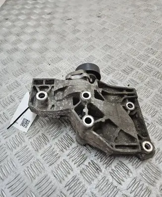 Opel Insignia A A/C compressor mount bracket 55562863
