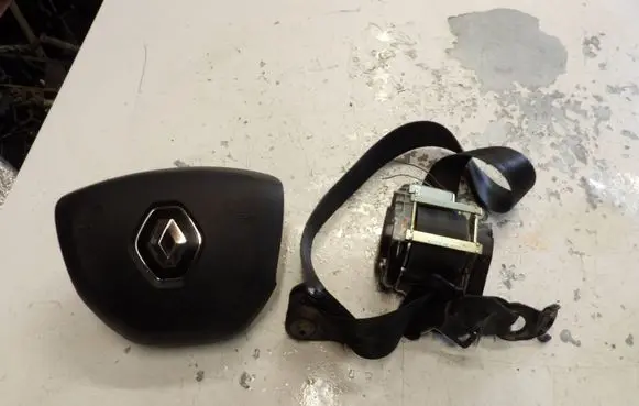 Renault Master III Steering wheel airbag