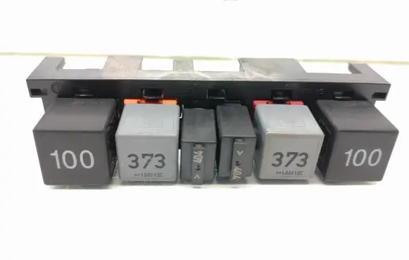 Skoda Octavia Mk2 (1Z) Fuse module 1k0937503a 7m0951253a 7m0951253c