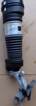 Porsche Cayenne (9Y0 9Y3) Front air suspension shock absorber 9Y0616038B
