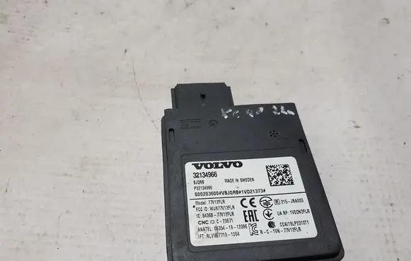 Volvo XC40 Distronic sensor radar 32134966