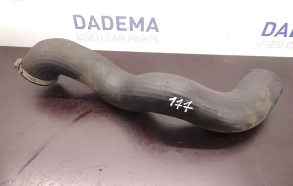 Volvo V70 Intercooler hose/pipe D177