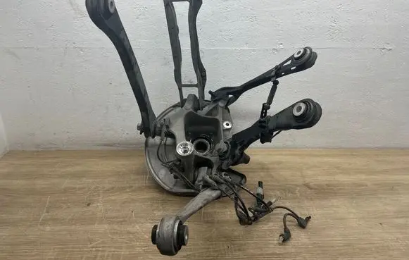 BMW 7 G11 G12 Rear wheel hub spindle/knuckle 62165410