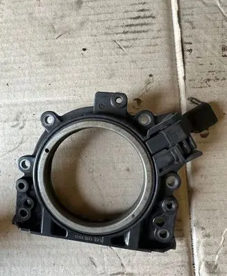 Volkswagen PASSAT B6 Crankshaft position sensor 030103173
