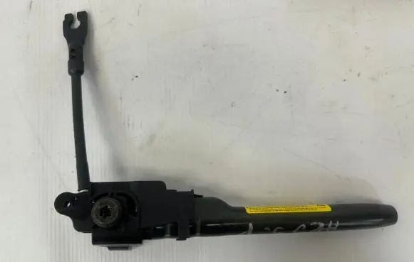 Alfa Romeo Stelvio Front seatbelt