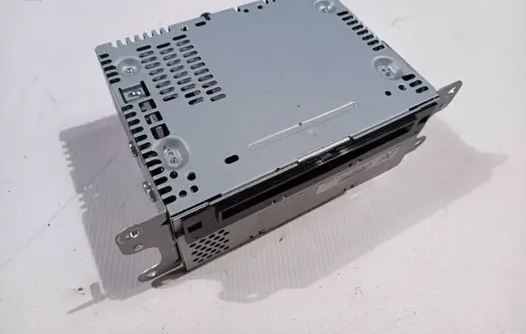 Ford Explorer Radio/CD/DVD/GPS head unit GB5T-19C107-CF