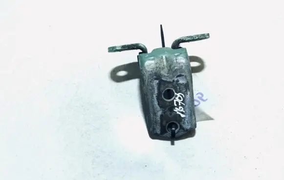 Hyundai Getz Front door upper hinge