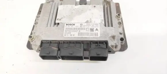 Citroen C4 I Engine control unit/module 9651132880 0281011629