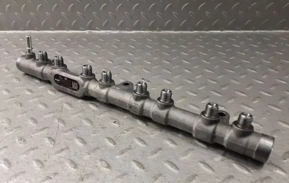 Land Rover Defender Fuel main line pipe K6D39D280AA 0445216055 LR125514