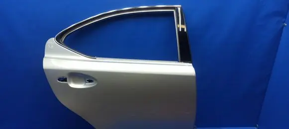 Lexus IS 220D-250-350 Rear door