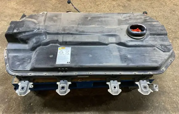 Mitsubishi Outlander Hybrid / electric car battery 9450A031