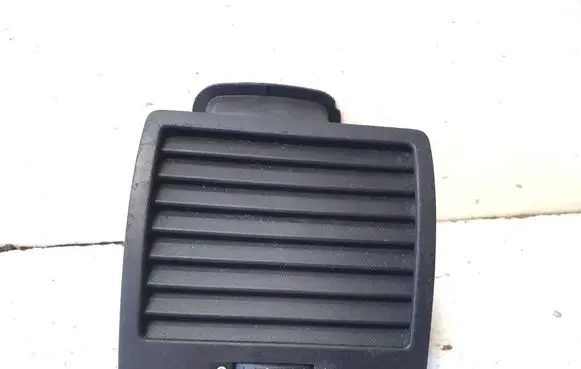 Volkswagen Multivan T5 Dashboard side air vent grill/cover trim 7H5819204A