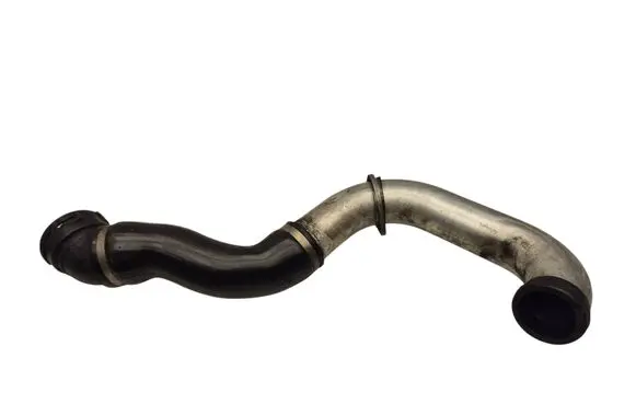 BMW 5 E60 E61 Intercooler hose/pipe 7789052