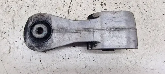 Ford Galaxy Engine mount bracket