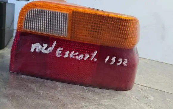 Ford Escort Rear/tail lights 63252 010201