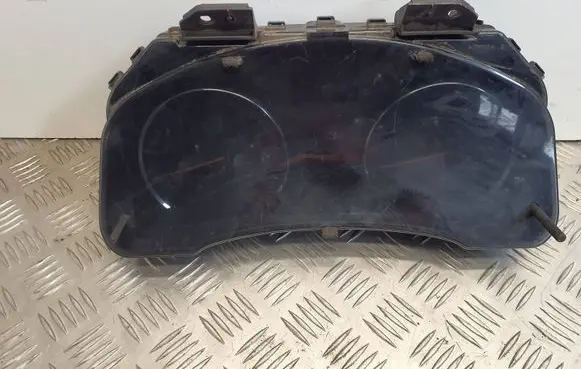 Toyota Avensis T270 Speedometer (instrument cluster) 8380005K00 MB2574406775