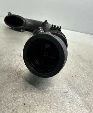 BMW X5 E53 Air intake hose/pipe 7795026