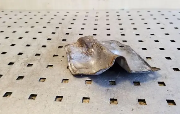 Exhaust heat shield