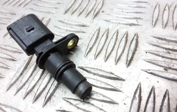 Volkswagen Transporter - Caravelle T5 Crankshaft position sensor 070907601A