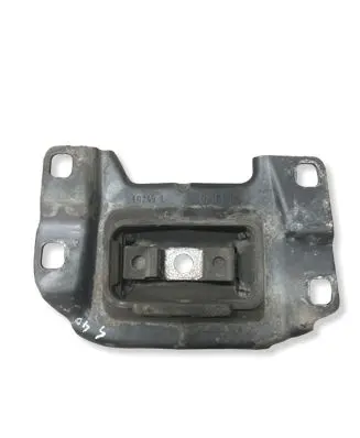 Volvo S40 Engine mount bracket 349249L