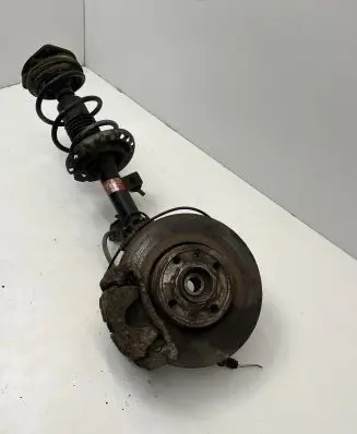 Nissan Note (E11) Front wheel hub spindle knuckle