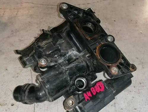 Audi A4 Allroad B8 Thermostat/thermostat housing 06L121111G