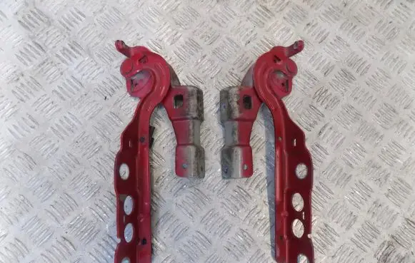 Citroen C4 II Engine bonnet/hood hinges