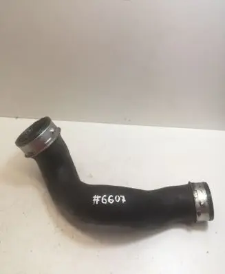 Mercedes-Benz CLK A209 C209 Intercooler hose/pipe A2035282982