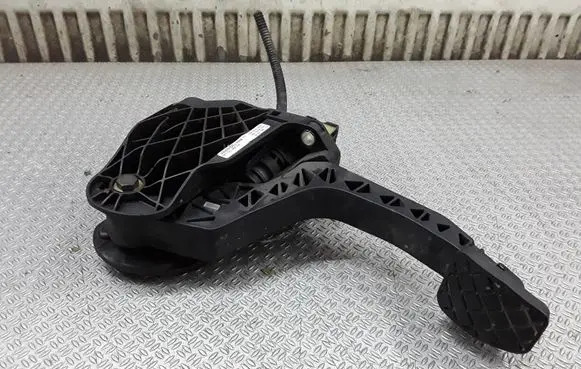 Clutch pedal