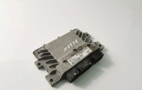 Ford Fiesta Engine control unit/module ECU AV2112A650BC S180047018C