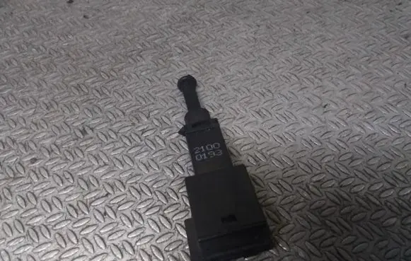 Audi A2 Brake pedal sensor switch 1J0945511A