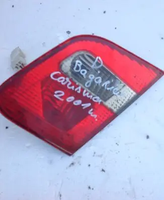 Mitsubishi Carisma Tailgate rear/tail lights
