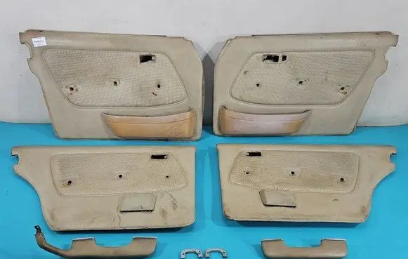 Mercedes-Benz W123 Front door card panel trim IMPRK1471749