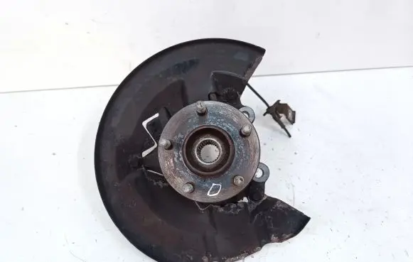 Ford Kuga II Front wheel hub CR520FR