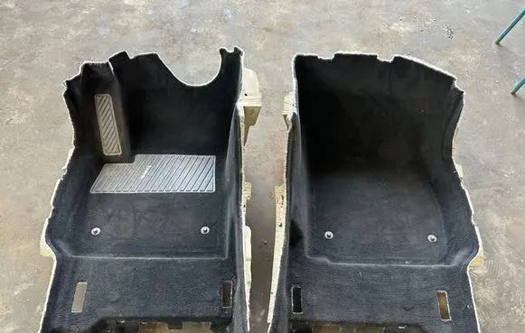 Opel Insignia B Front floor carpet liner 
