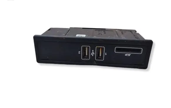 Mercedes-Benz C W205 USB socket connector A2058200226