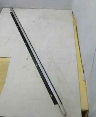 Audi A6 S6 C6 4F Front door glass trim molding 4F0853284E